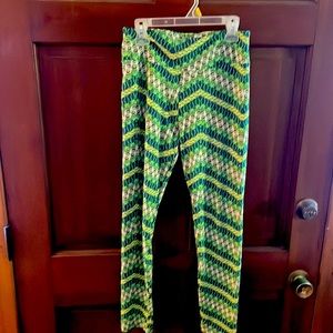 LulaRoe One Size Kermit the Frog leggings. Like new